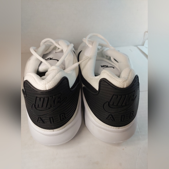 Nike Air Max Oketo Athletic Men's White and Black Size US 12 Running Shoes - Picture 2 of 12